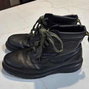 Vintage Dr. Martens Black Leather Grunge Boots Size 10 US GUC